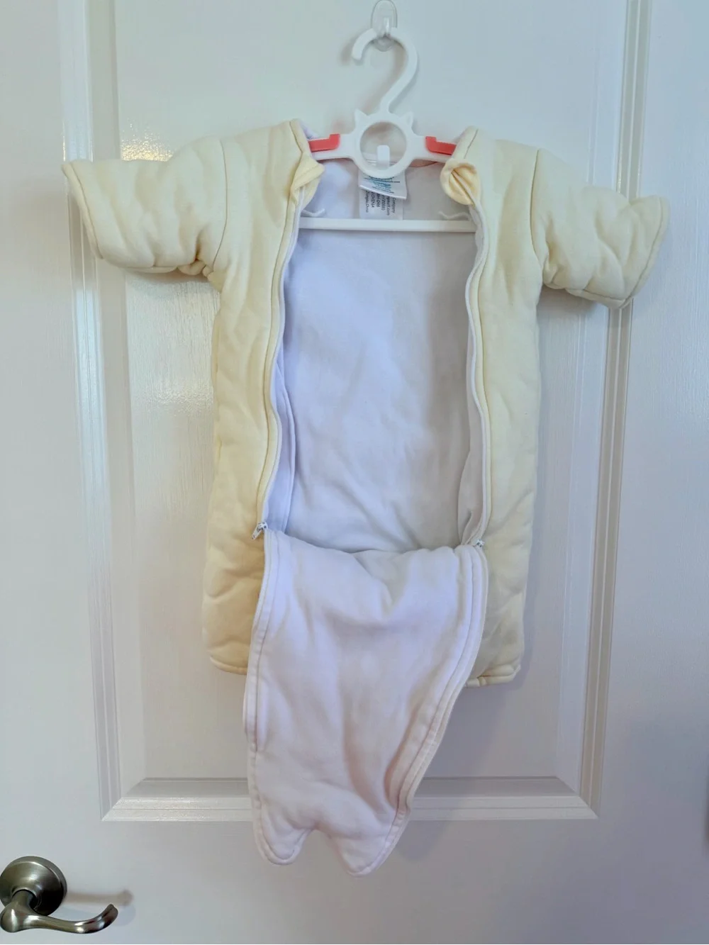 Baby Merlin’s Magic Sleepsuit Large 6-9M Cream Unisex Sleep Suit